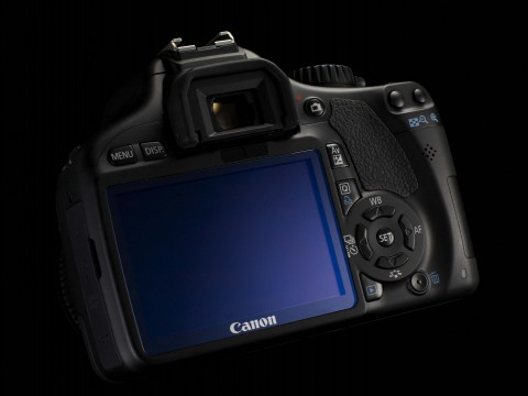 Canon EOS 550D - das Display misst 3 Zoll in der Diagonale und bietet 1,04 Millionen Subpixel.